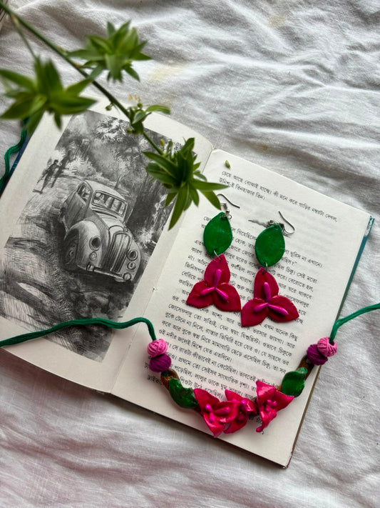 Baganbilas (Bougainvillea) Necklace