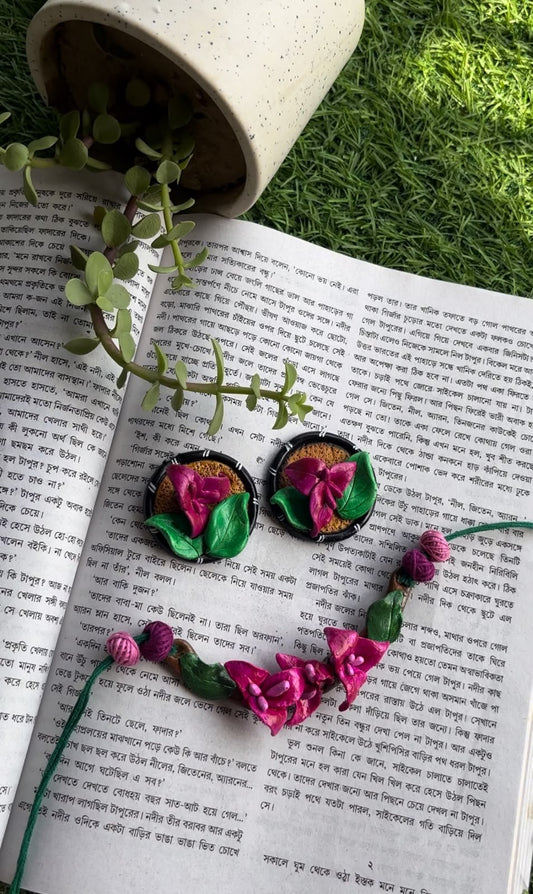 Baganbilas (Bougainvillea) Necklace