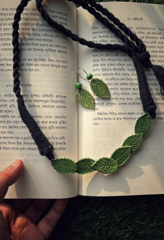 Leaf Necklace